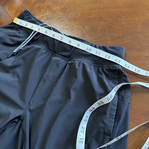 Lululemon T.H.E. Short Linerless 11” Mens Sz Small Black Flaws - Picture 8 of 16